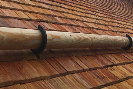 Hák krátký masivní stočený na výšku pro klády do 140mm tordovaný odsazený